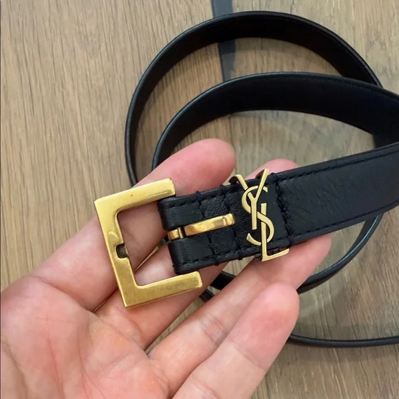 Authentic YSL Cassandra Black Leather Belt with Gold Buckle 75 - Picture 4 of 7